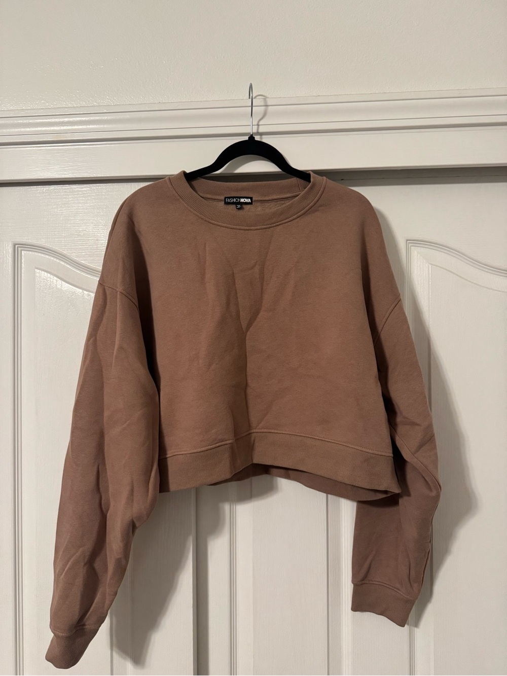Fashion Nova Cropped Crewneck Sweatshirt - Mocha Brown